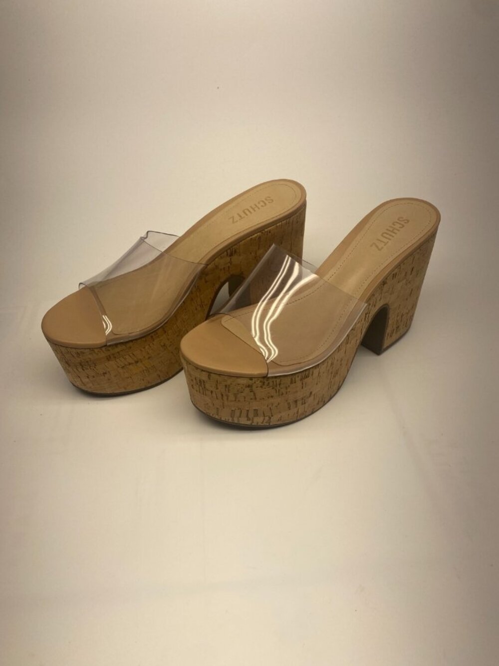 Schutz Womens Dalle Vinyl Cutout Vinyl Cork Heel Sandal Sz 9